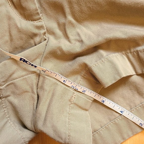 J. Crew Broken In Chino Shorts - Picture 5 of 6